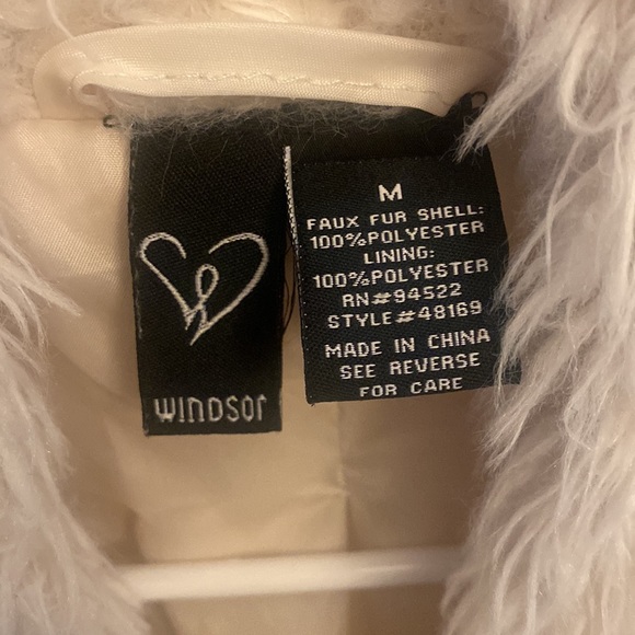 WINDSOR IVORY FAUX FUR COAT - Picture 2 of 3